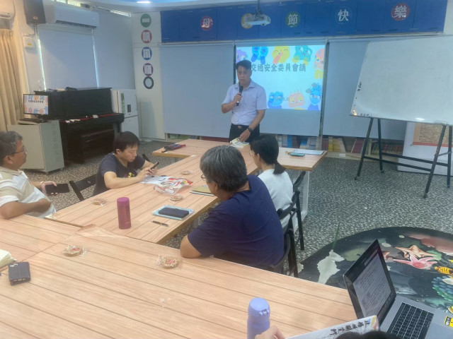 LINE_ALBUM_1141001社群 友善校園研習_251119_4.jpg